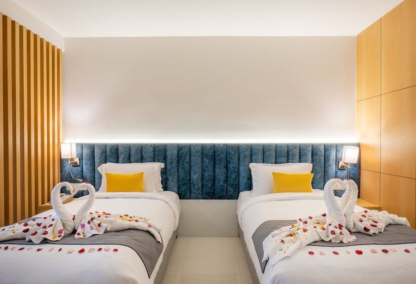 فندق Clubway Grand