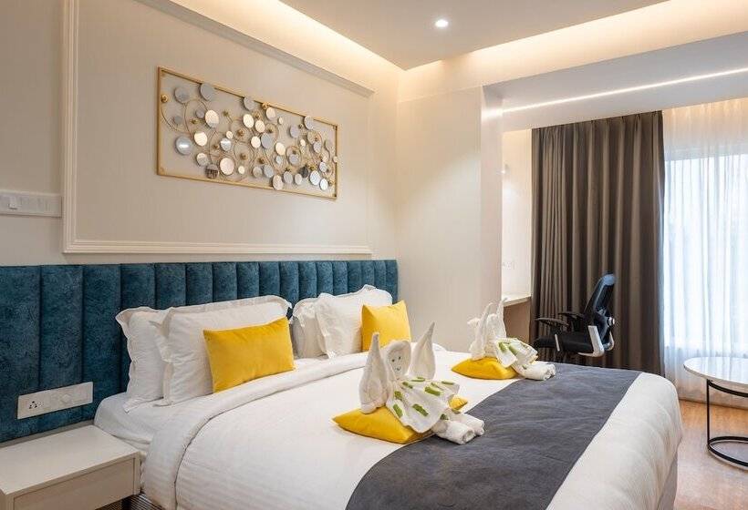 فندق Clubway Grand