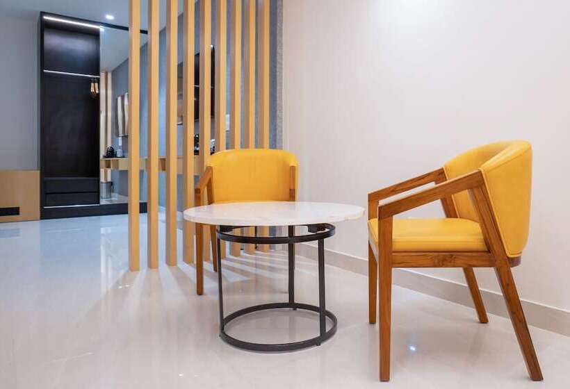 فندق Clubway Grand