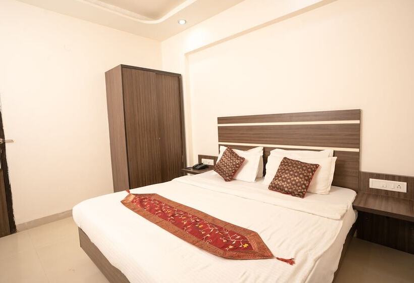 酒店 Compact Tea Square