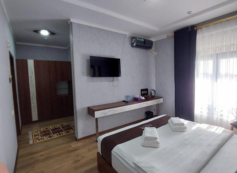 בית מלון כפרי Ark Premium