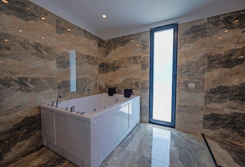 ホテル Dorchester