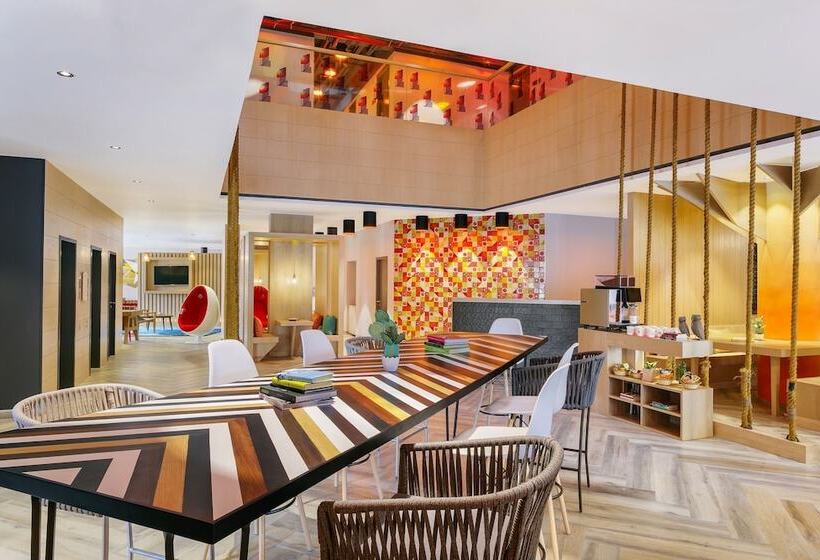 ホテル Ginger Aurangabad Cidco