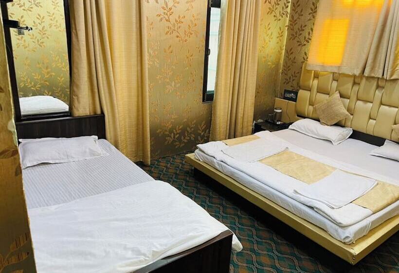 Hotel Goroomgo City Pride Srinagar