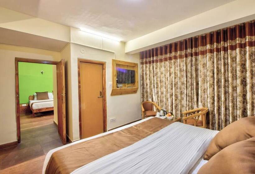 فندق Goroomgo I Bex Manali
