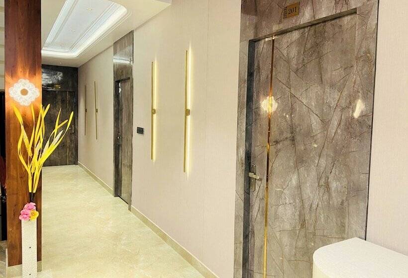 ホテル Goroomgo Krishna Residency Bareilly