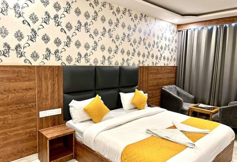 High Sky Resort   Best Luxury Hotel In Dharamkot