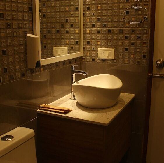 בית מלון כפרי Idhaya