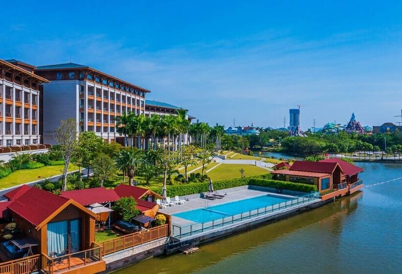 Отель Jolie Vue Boutique