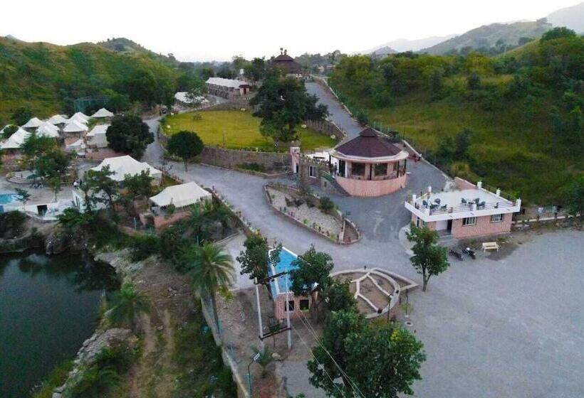 فندق Jungle Journey