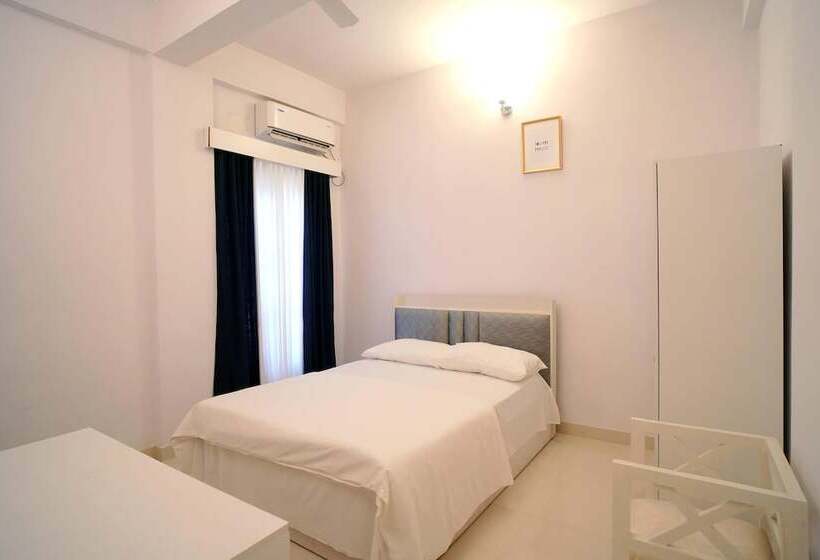 ホテル Kailath Safe Stay Tourist Home