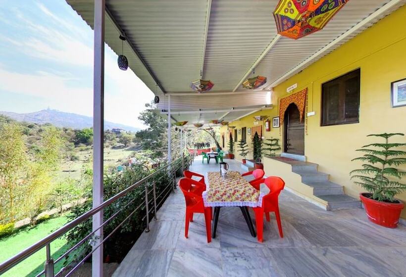 ホテル Kaushal Hilltop Resort And Villa