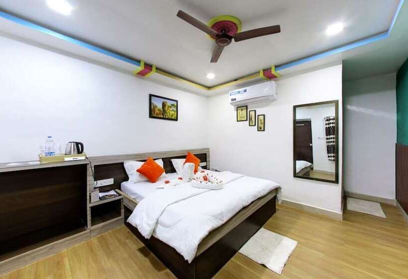 ホテル Kaushal Hilltop Resort And Villa