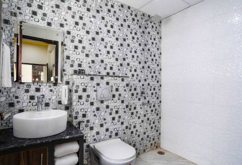 Отель Kds Residency