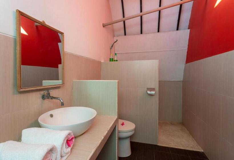 호텔 Kidi S Lodge Gilitrawangan