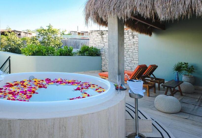 هتل Kimpton Aluna Resort Tulum, An Ihg