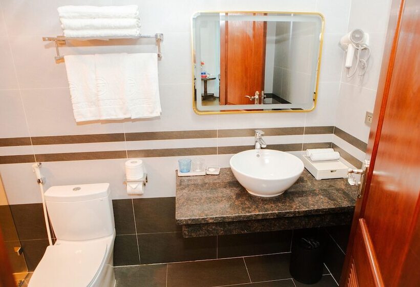 هتل Lao Cai Central