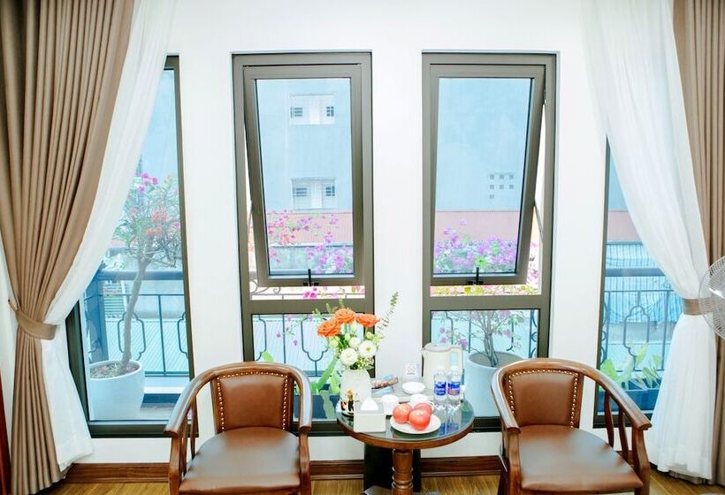 هتل Lao Cai Central