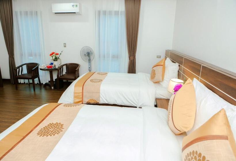 هتل Lao Cai Central