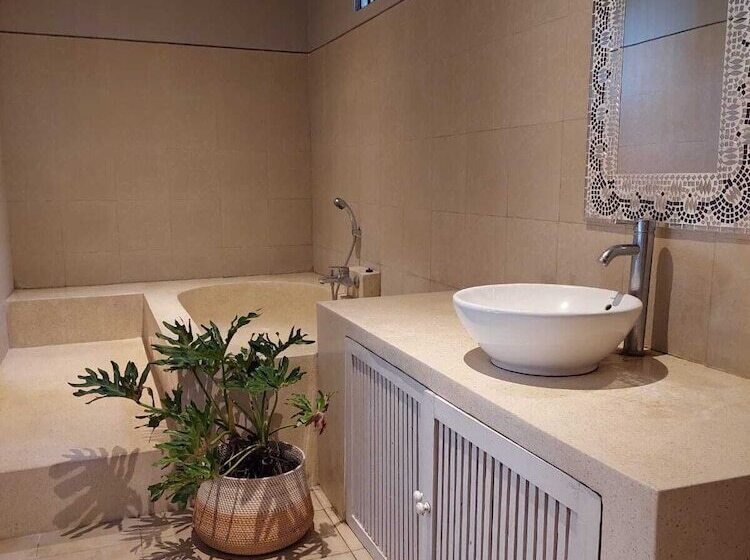 בית מלון כפרי Lokasari Retreat