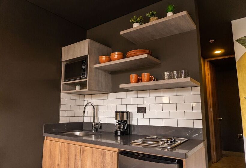 Отель Los Patios Cool Living