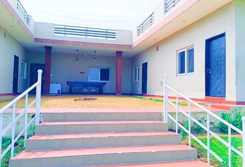 فندق Luxury Private Farmhouse