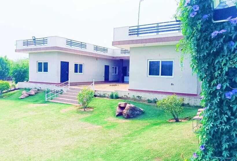 فندق Luxury Private Farmhouse