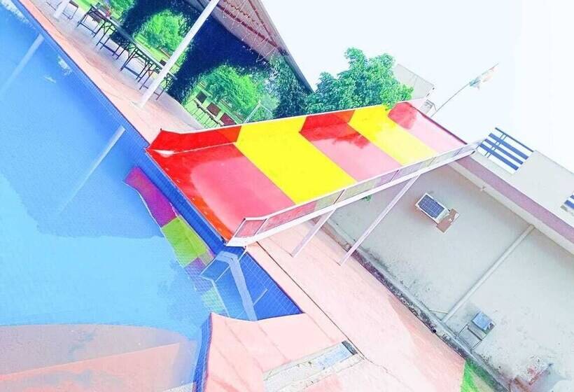 فندق Luxury Private Farmhouse