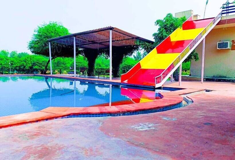 فندق Luxury Private Farmhouse