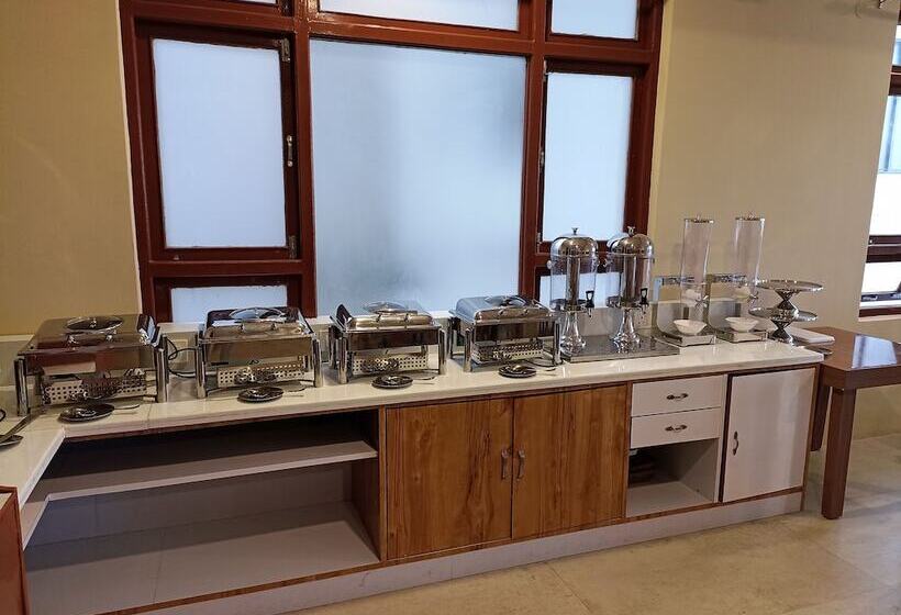 בית מלון כפרי Mash Denzong Shiron