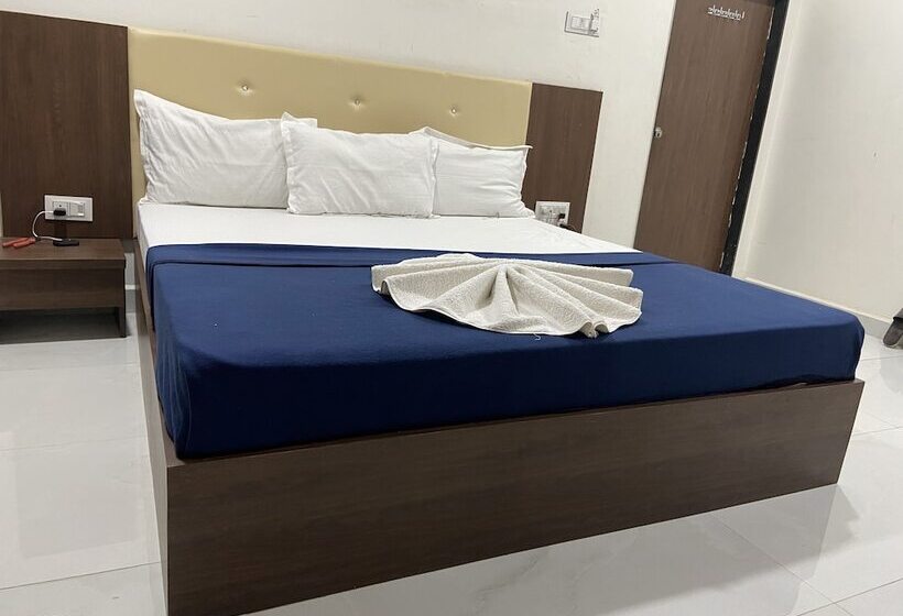 فندق Millennium Plaza