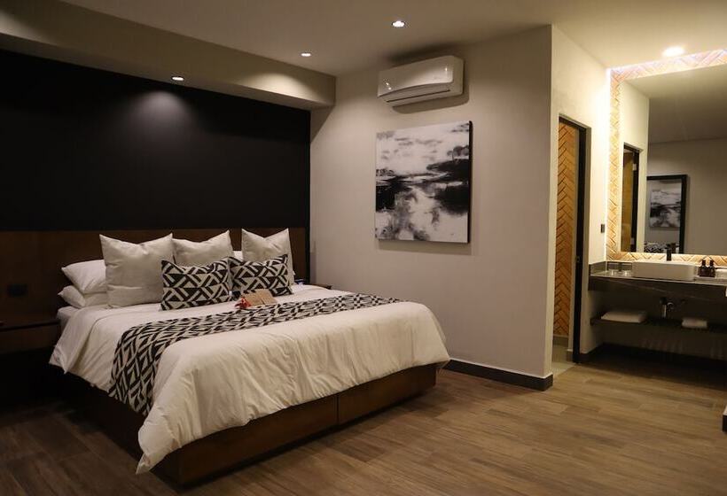 فندق Esplendor By Wyndham San Luis Potosi Monarca