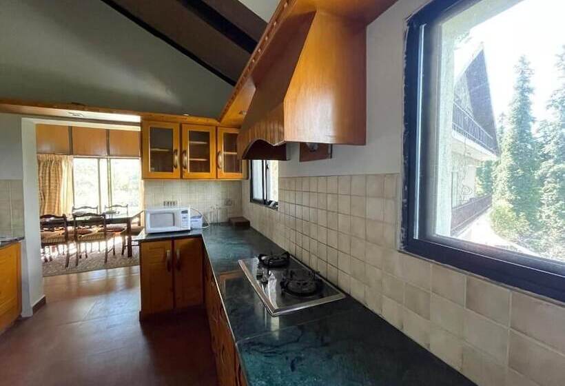 Hotel Montaña Villa Murree