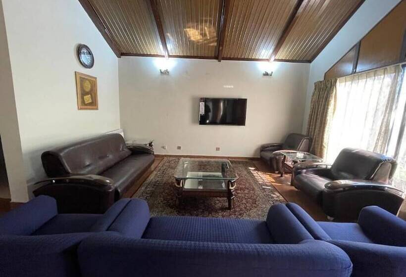 Hotel Montaña Villa Murree