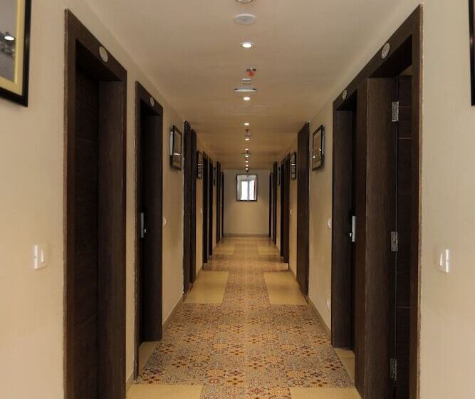 هتل Mumbai House Express