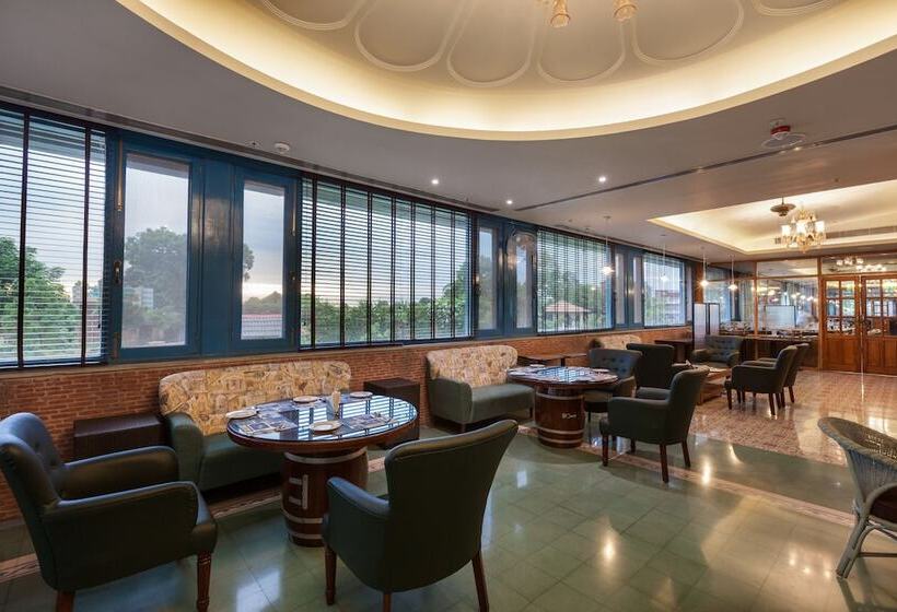 ホテル Namaste Dwaar