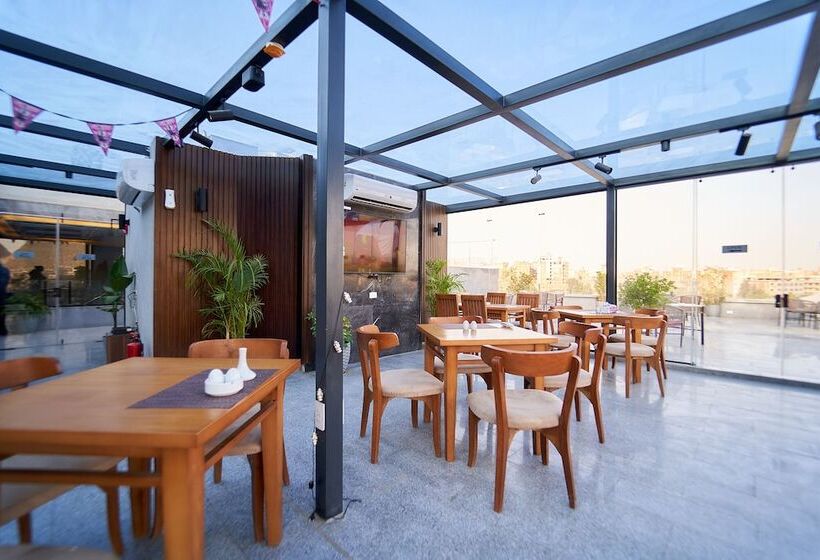 هتل New Pyramid Front