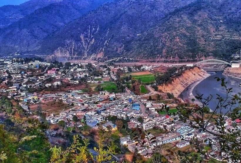 호텔 Omkaar And Restaurant