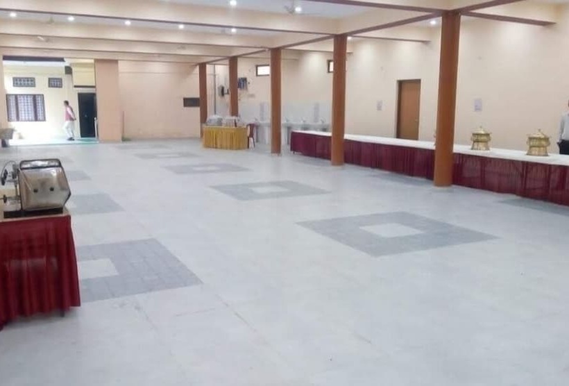 호텔 Omkaar And Restaurant