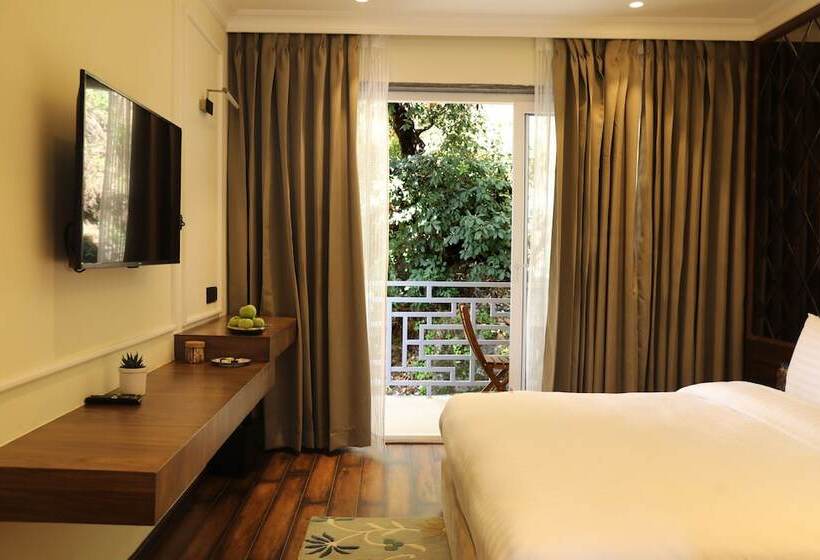 בית מלון כפרי Pagoda Centurion