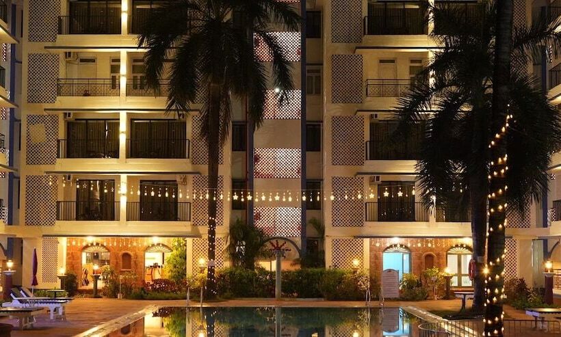 בית מלון כפרי Palmarinha De Goa Unit Of Gkp Real Estat