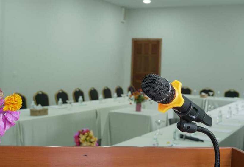 فندق Peam Snea Resort