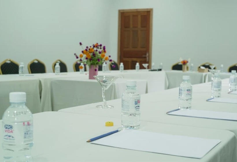 فندق Peam Snea Resort