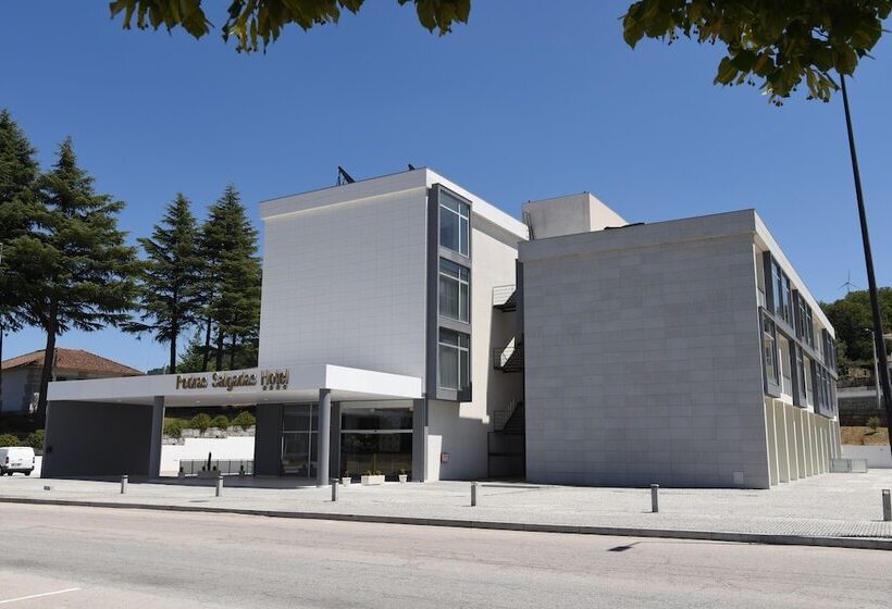 בית מלון כפרי Pedras Salgadas