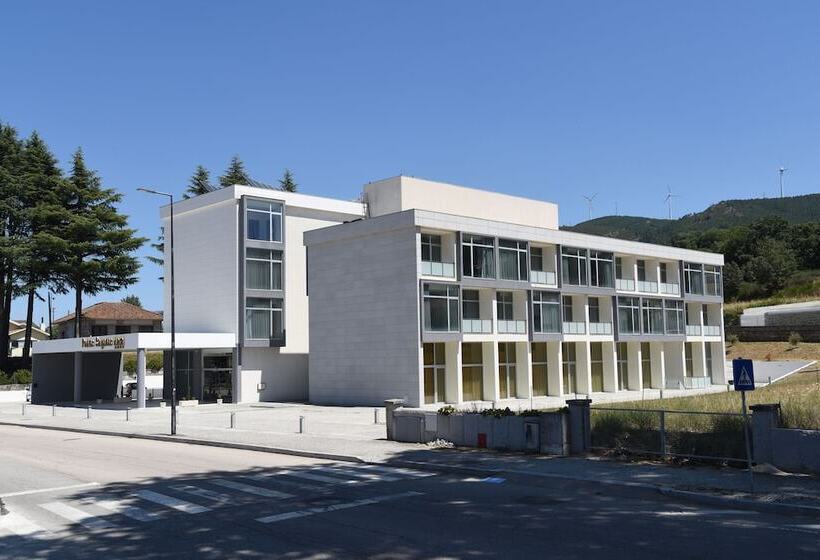 בית מלון כפרי Pedras Salgadas