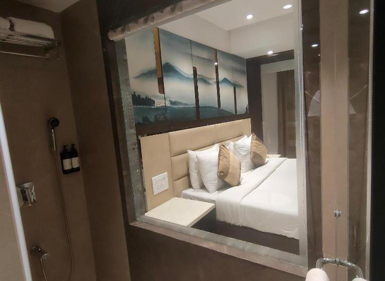 هتل Regenta Central Imperial Candolim Goa
