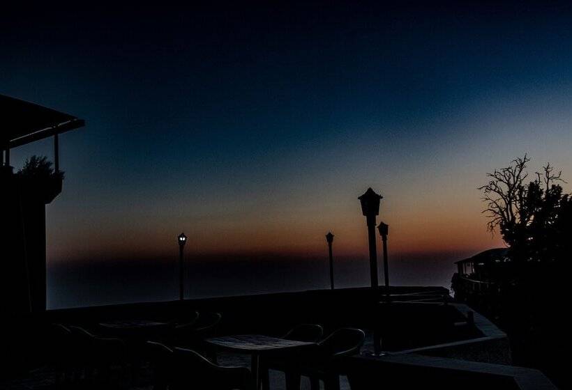 Riversun Hotel Mall Road