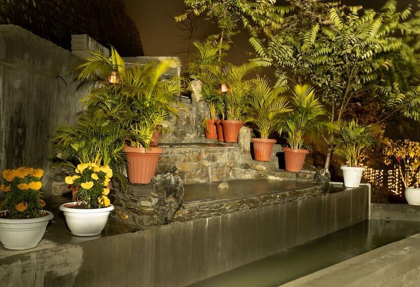 בית מלון כפרי The Bougainvillea Retreat Dehradun