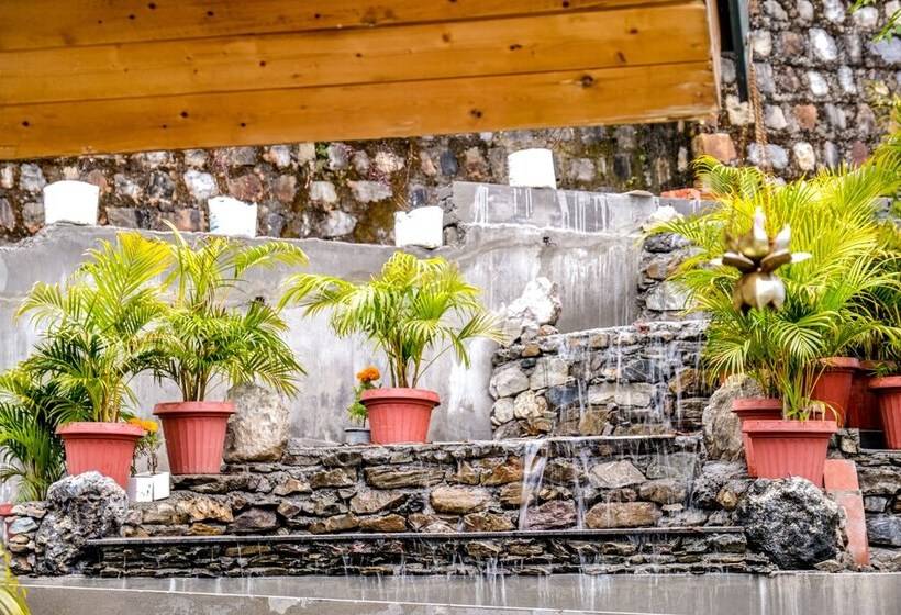 בית מלון כפרי The Bougainvillea Retreat Dehradun