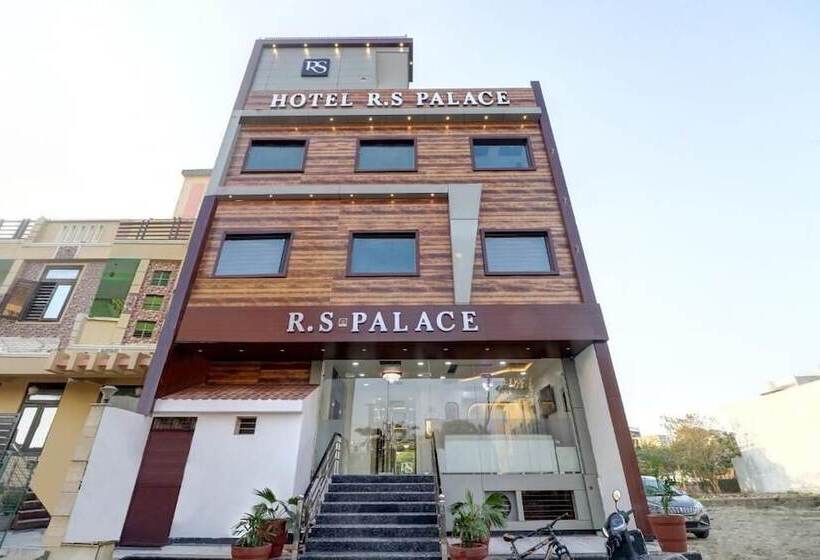 Отель Sahibs Rs Palace
